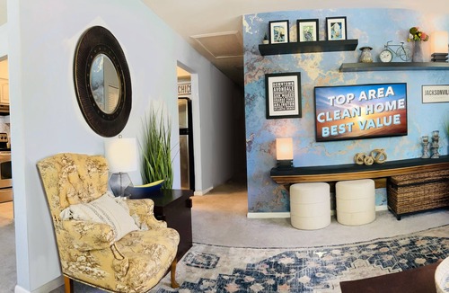 Avondale House | RelaxJax - a Private Paradise in a Pristine NeighborhoodnFenced yard w/grill.