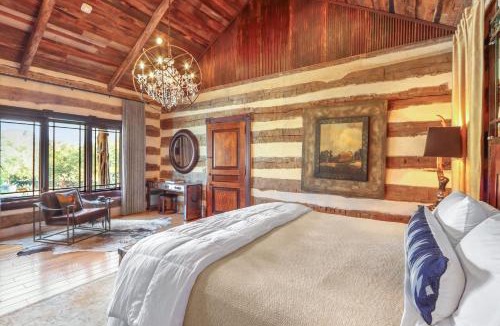 Wimberley House | Relics Reserve