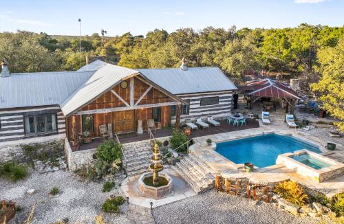Wimberley House | Relics Reserve