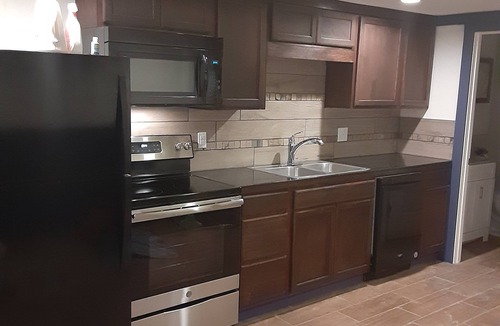 Bryan House | RELLIS area Farm Living 10 Minutes From Downtown Bryan, 15 min Kyle Field