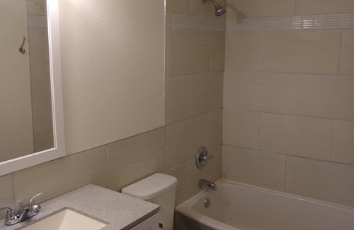 Bryan House | RELLIS area Farm Living 10 Minutes From Downtown Bryan, 15 min Kyle Field