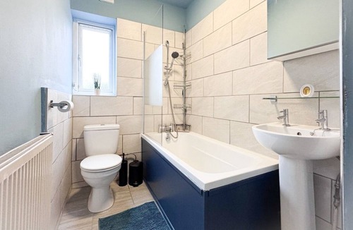 Hillsborough Apartment | Relocation l Groups l Business