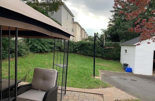 Wood-Ridge House | Relocation/Temp Housing Short/Mid Term Rental