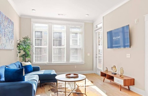 Charlotte Condo | Reluxme| SouthPark 1BR Condo w/Prm Amenities