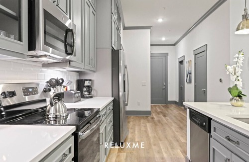 Charlotte Apartment | Reluxme | SouthPark 2BR w/King Beds, Premium A