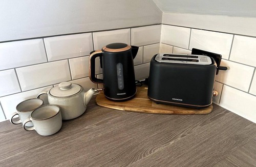 Street Apartment | Remarkable 1-bed Apartment in Glastonbury