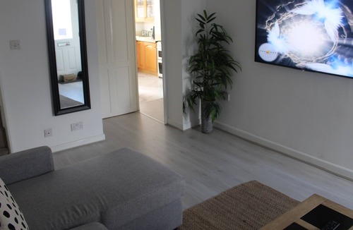 Curdworth House | Remarkable 2-Bed House in Sutton Coldfield