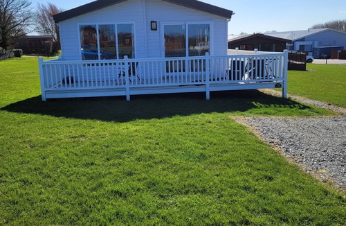 Winestead House | Remarkable 3-Bed House in Hull