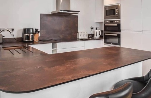 Middleton-on-Sea Apartment | Remarkable Seaside Apartment - Sleeps 4