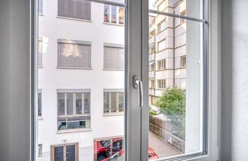 Seefeld Apartment | Remarkable Seefeld 1BR w/Office, nr Lake, by Blueground