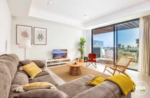 Torremolinos Apartment | Rembrandt | sea view - pool - gym