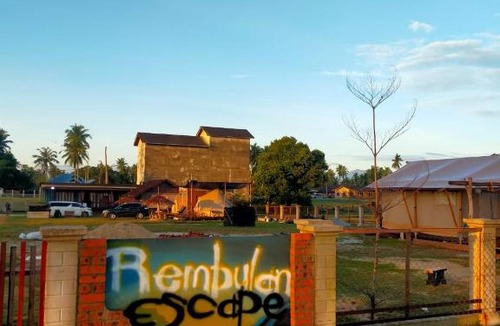 Pantai Penarik Other | Rembulan Escape Bell Tent 2