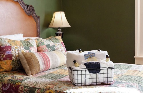 Cimarron Hotel | Remington - Historic Hotel Room