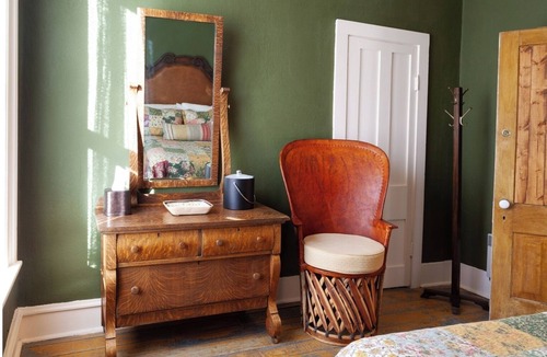 Cimarron Hotel | Remington - Historic Hotel Room