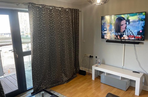 Lansbury Apartment | REMO APARTMENTS Near Canary Wharf & 02 Arena