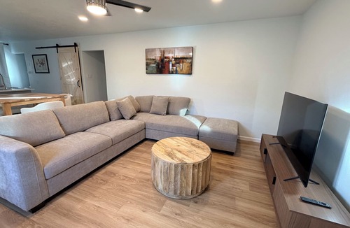 Nob Hill House | Remodeled 2 br home in Nob Hill with AC, and garage.
