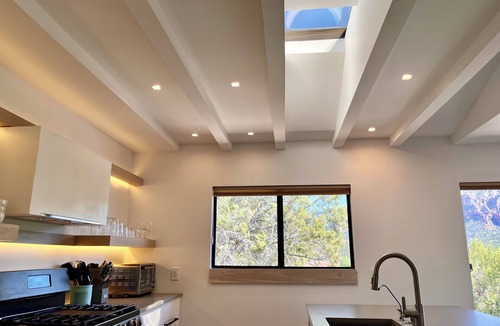 Uptown Sedona House | Remodeled,2blocksWalkingD From Shops/Restaurants/Activities/Hiking Trails/HotTub