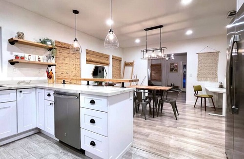 Central Sacramento House | Remodeled 2BR · Fenced Yard · Midtown · Driveway Parking