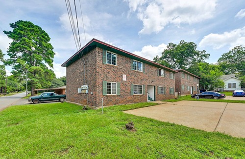Nacogdoches Apartment | Remodeled 2BR Hideaway | Near SFA + Downtown