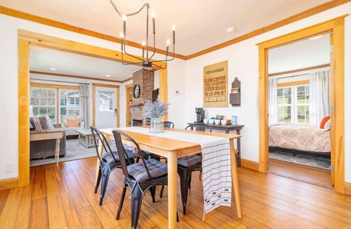 Johnson City House | Remodeled 2BR · Steps to ETSU · Pets Welcome
