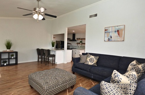 Mesquite House | Remodeled 3-bedroom Home with Pool