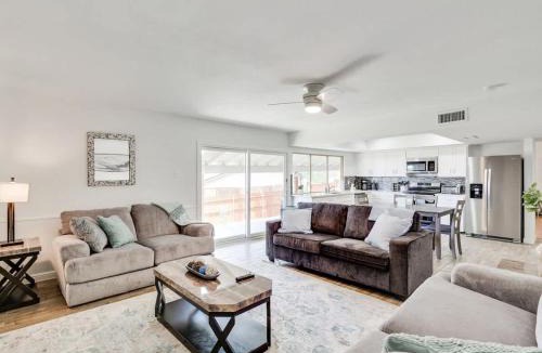 North Central Carrollton House | Remodeled 3 bedroom with central location Carrollton