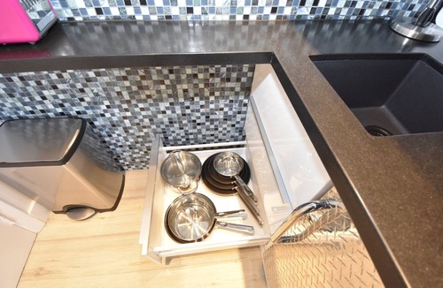 North Beach Apartment | Remodeled Beachfront Studio w/Beach Essentials. Just steps from the beach!