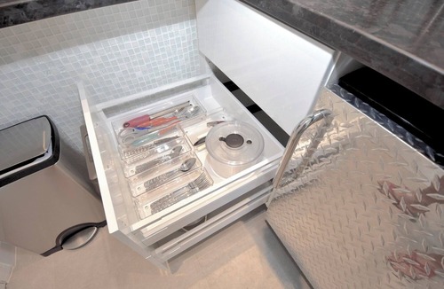 North Beach Apartment | Remodeled Beachfront Studio w/Beach Essentials. Just steps from the beach!