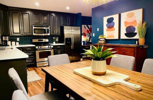 Roseville House | Remodeled Excellent Neighborhood