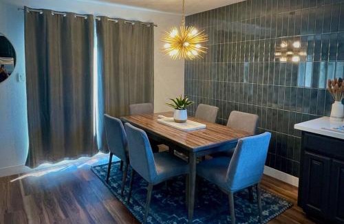 Roseville House | Remodeled Excellent Neighborhood