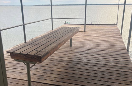 Lone Oak House | Remodeled Home, Private Dock, Boat Lift, Game Room, Fire Pit - Amazing Sunsets