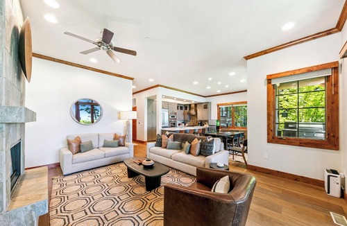 Sierra Shores Condo | Remodeled Luxury Lakeview w/Fireplace, Hot Tub, Gym | PEAK SS13
