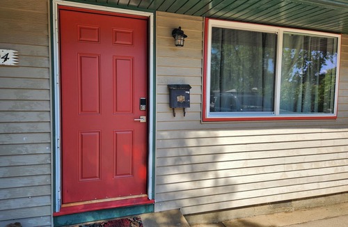 Casper House | Remodeled modern home, Zero Cleaning Fees.