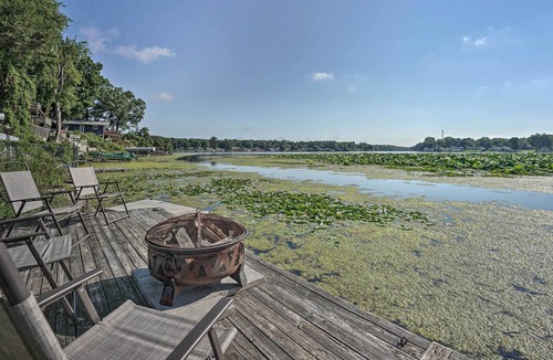 Osceola House | Remodeled Osceola Home w/ Fire Pit & Dock!