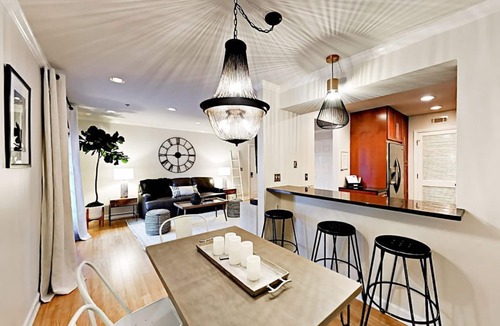 Academy Square Condo | REMODELED & SUPER STYLISH 1BR - DOWNTOWN NASHVILLE