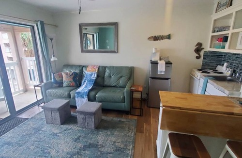 North Beach Condo | Remodeled Surfside Retreat with Beach Access