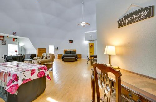 Kokomo Apartment | Remote Angie Vacation Rental Near Pearl River!