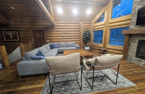 Ashton Cabin | Remote Cabin near Warm River