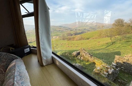 Cranagh Apartment | Remote Mountain View lodge