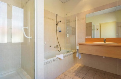 Knutange Hotel | Remotel