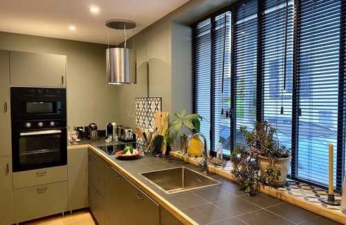 Montigny-sur-Loing Apartment | [REMOVE] Kampa - Cozy duplex studio in charming Montigny-sur-Loing with AC, WiFi
