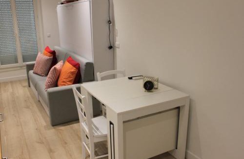 Vincennes Apartment | Rempart du Château- SV81 Studiovincennes