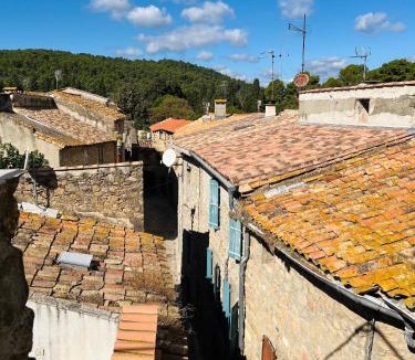 Mailhac Bed & Breakfast | Remparts House