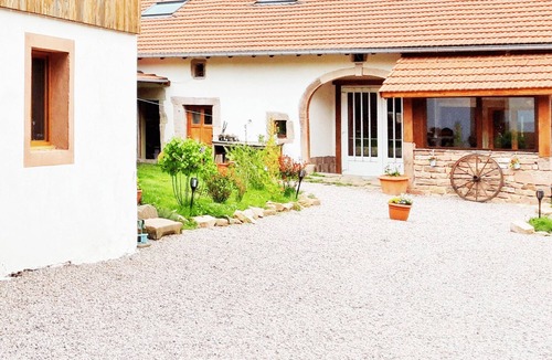 La Chapelle-devant-Bruyeres House | renovated farmhouse for groups and families in nature, dogs welcome, playground