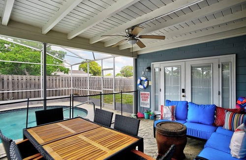 Carlton Groves House | Renae Hunt Property