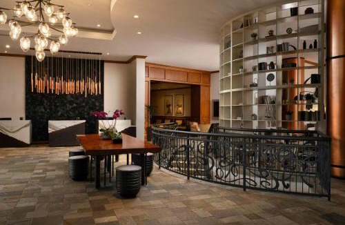 Broomfield Hotel | Renaissance Boulder Flatiron Hotel