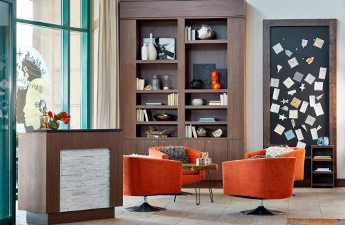 Glenview Hotel | Renaissance Chicago Glenview Suites Hotel