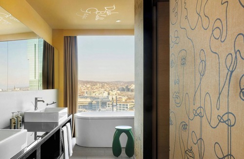 Escher Wyss Hotel | Renaissance Zürich Tower Hotel