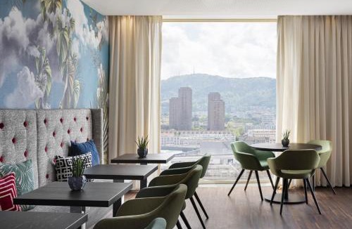 Escher Wyss Hotel | Renaissance Zurich Tower Hotel