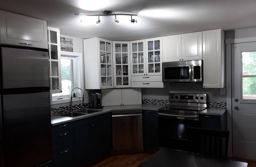 Jonquiere Cottage | Rendez-vous Chez Mimi.nCITQ Registration # 302651